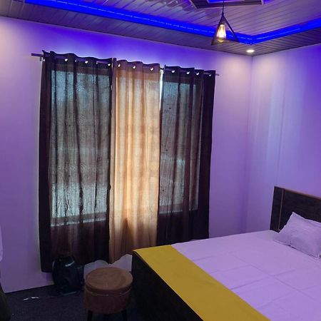 Privyrooms جوراكبور المظهر الخارجي الصورة