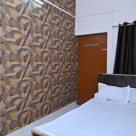 Privyrooms جوراكبور المظهر الخارجي الصورة