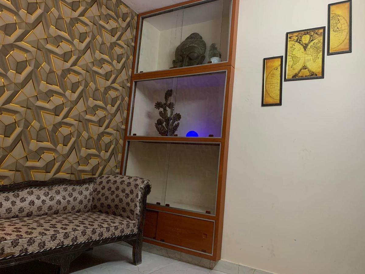 Privyrooms جوراكبور المظهر الخارجي الصورة
