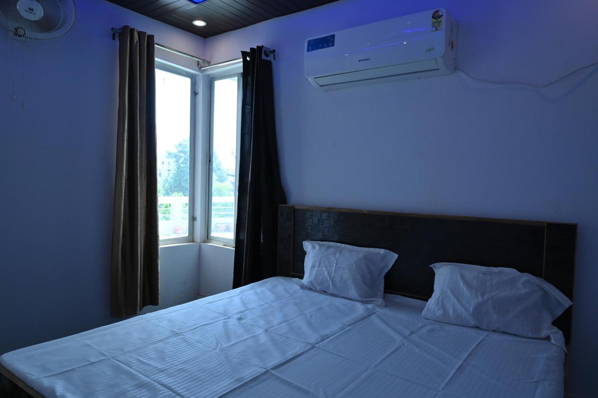 Privyrooms جوراكبور المظهر الخارجي الصورة