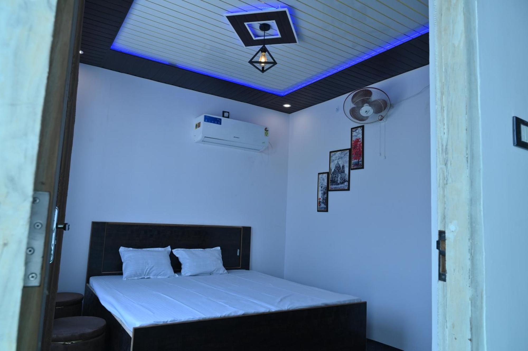 Privyrooms جوراكبور المظهر الخارجي الصورة