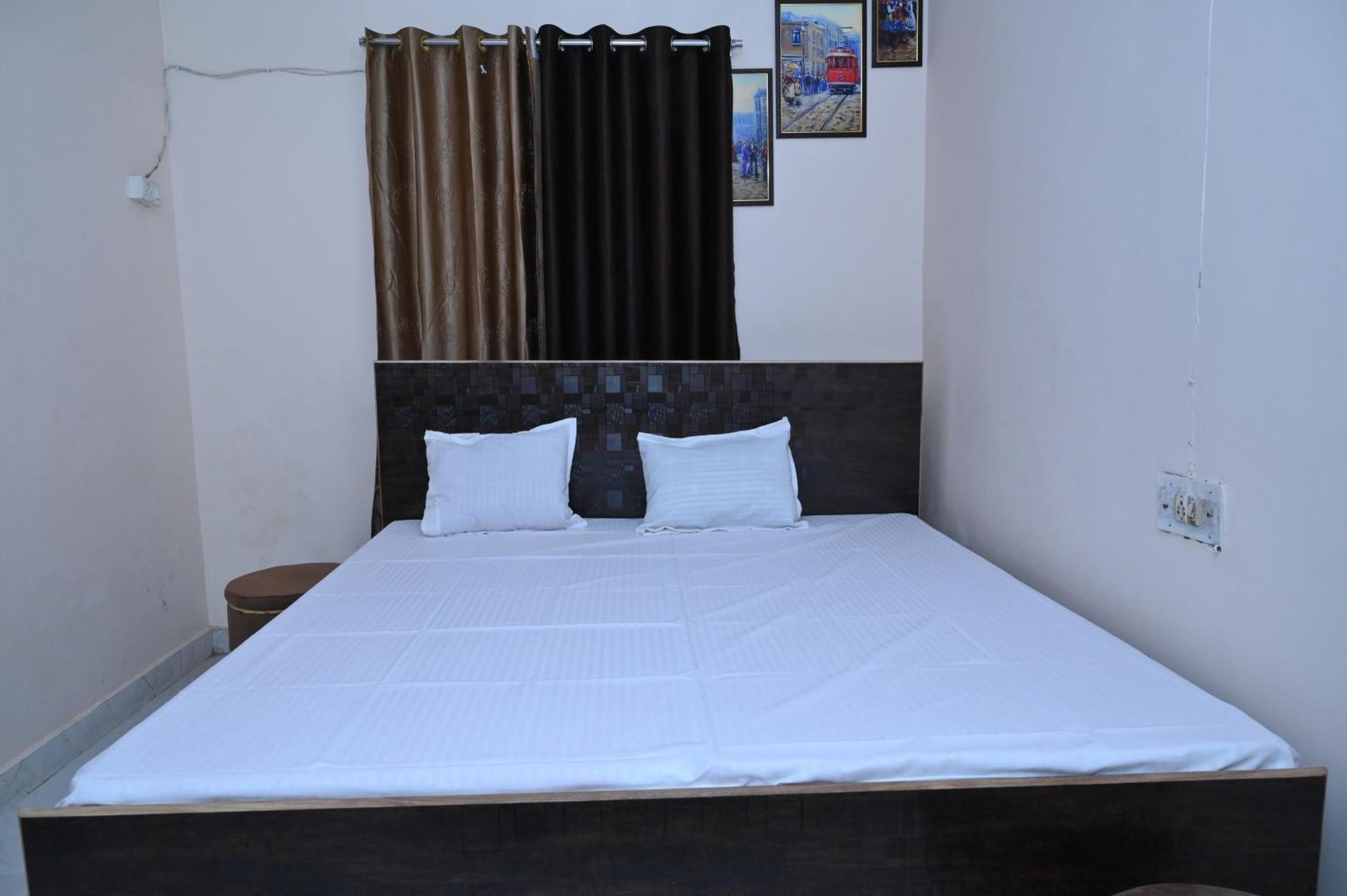 Privyrooms جوراكبور المظهر الخارجي الصورة