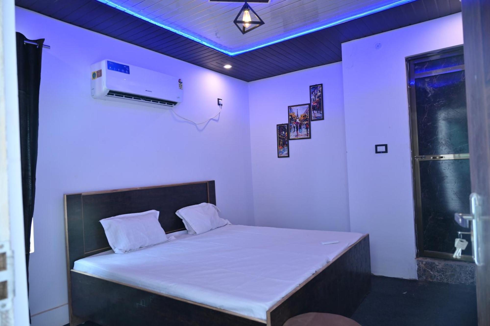 Privyrooms جوراكبور المظهر الخارجي الصورة
